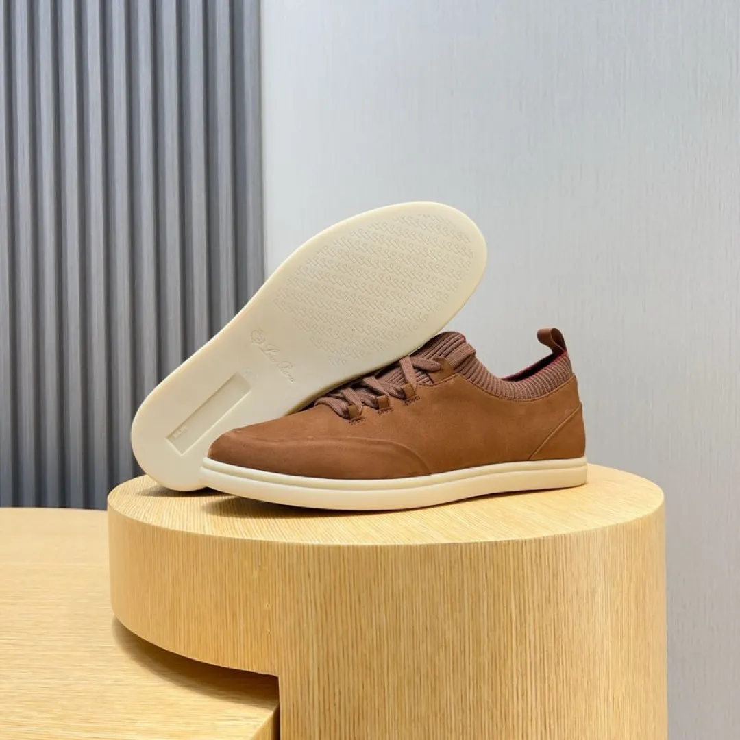 Men's men's shoes 💰P500💰[loro piana] The new moccasin shoes are popular all over the world, and the official website is selling like hotcakes. The upper is made of original first-layer cowhide and matched with original rubber soles. It is a classic. The complex craftsmanship and meticulous structure make the shoes light and soft, allowing you to walk comfortably and freely. Perfect for summer wear. Yardage: 38-45. (45 is custom-made and cannot be returned or exchanged)